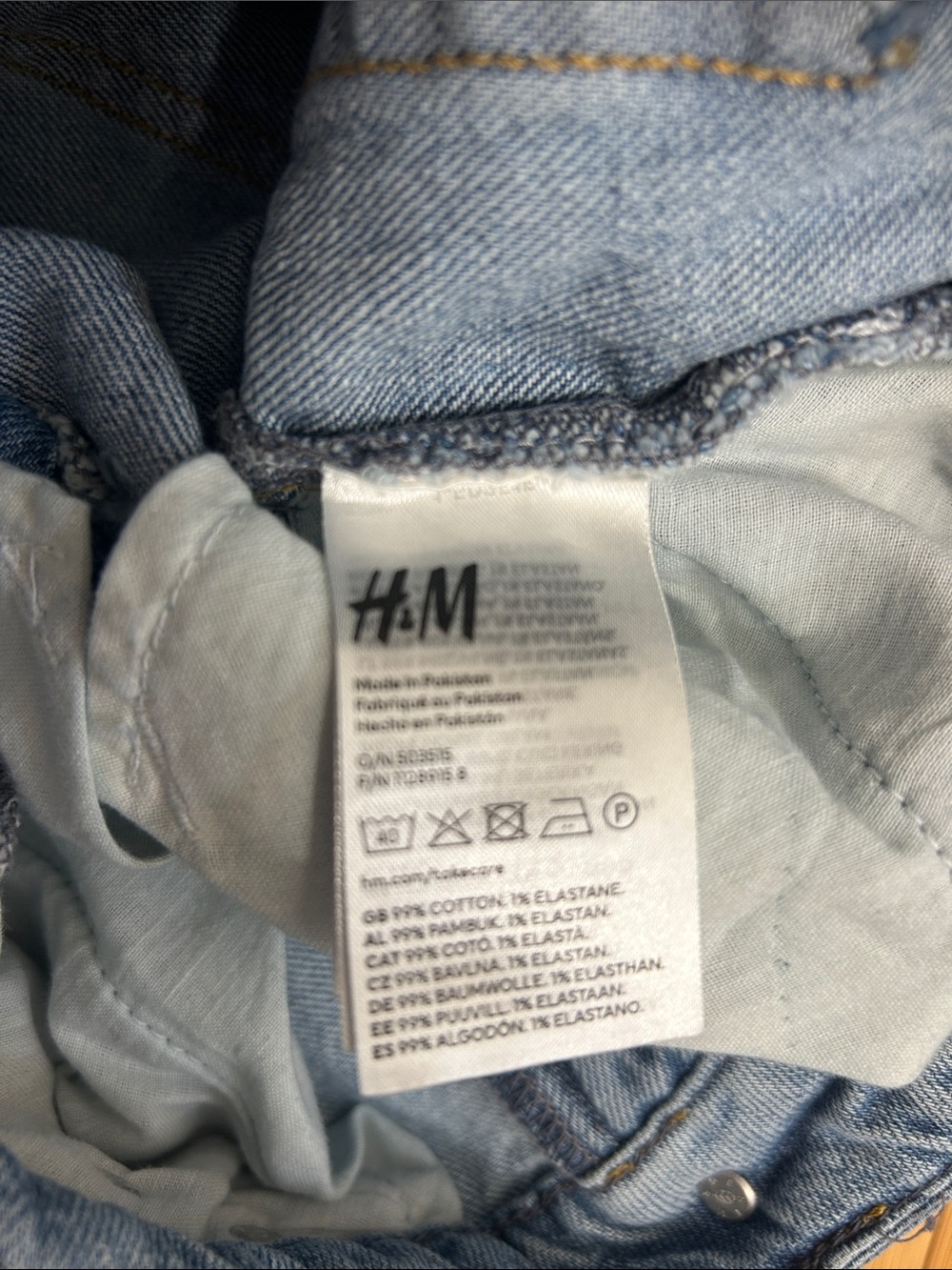 H&M Light Wash &Denim Vintage Mom Jeans size 0, high waist ankle length - Picture 5 of 8
